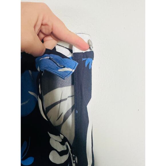 FIFTEEN TWENTY Blue White Multicolored Abstract Print Side Zip Lexi Skirt Size M - Picture 5 of 8